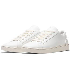Thousand Fell White Lace Up Sneakers Size 7